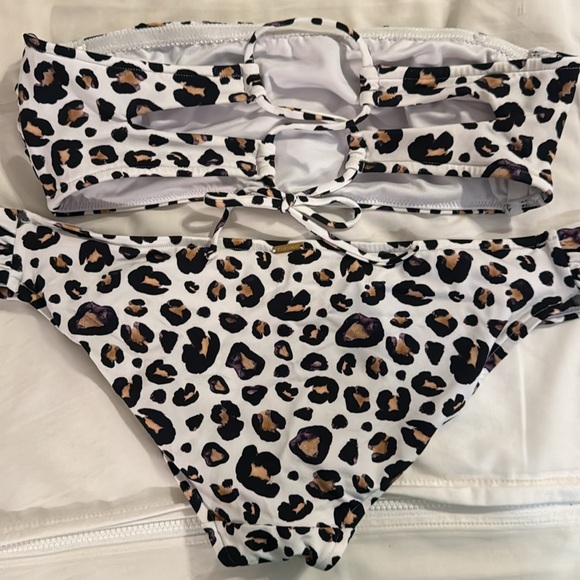 Victoria’s Secret bikini leopard print Large - Picture 3 of 3